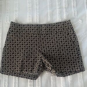 New York & Company Shorts Size Medium